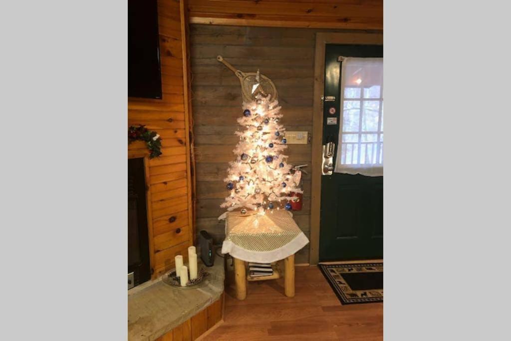 The Fishing Hole Cabin - Sage Vacations *