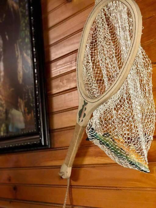 The Fishing Hole Cabin - Sage Vacations Apartment Gatlinburg